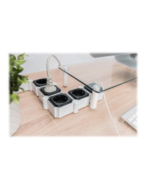 DIGITUS Flexible power strip, 3680 W 250VAC 50 Hz 4x safety outlet, 16 A, 2x USB A connection, 2.4 A