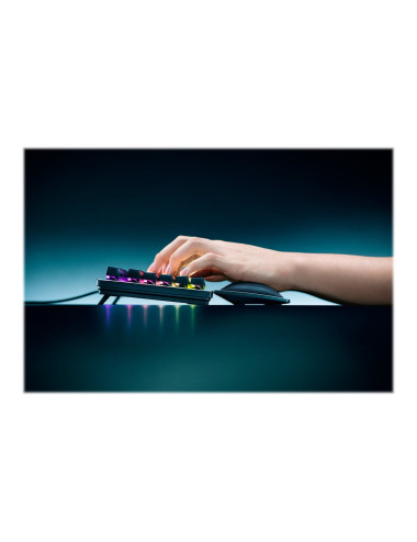 Razer Ergonomic Wrist Rest For Full-sized Keyboards | Razer | Ergonomic Wrist Rest | Wrist rest | N/A | N/A | Black