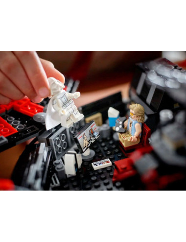 LEGO STAR WARS 75389 The...