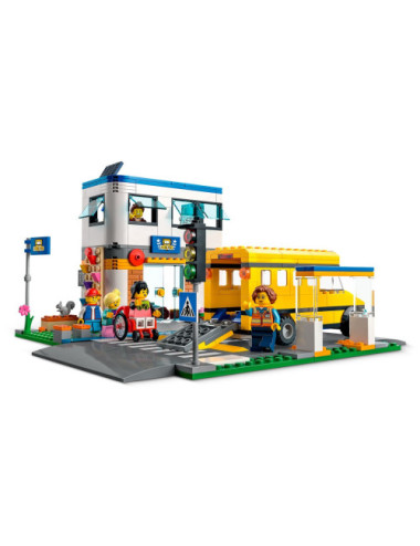 LEGO City 60329 A day at...