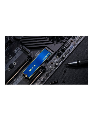 ADATA | LEGEND 710 | 1000 GB | SSD form factor M.2 2280 | Solid-state drive interface PCIe Gen3x4 | Read speed 2400 MB/s | Write