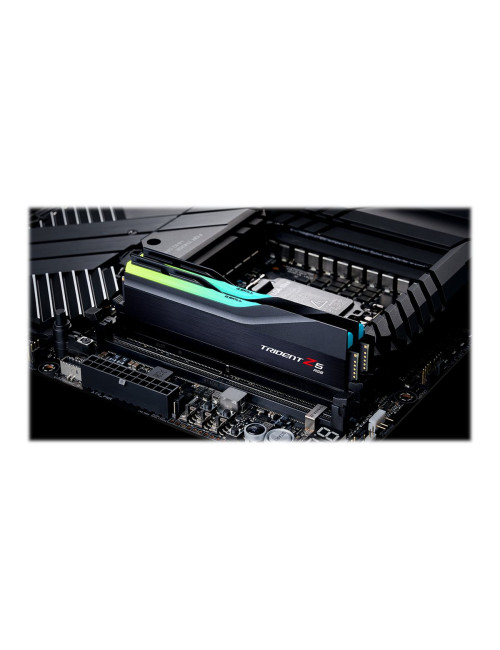 G.Skill | Trident Z5 RGB | 32 Kit (16GBx2) GB | DDR5 | 6400 MHz | PC/server | Registered No | ECC No