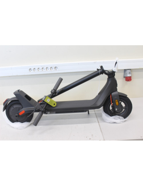 SALE OUT. Xiaomi Electric Scooter 4 Lite (2nd Gen) | Xiaomi 3 month(s) | USED AS DEMO, MISSING INNER PACKAGING