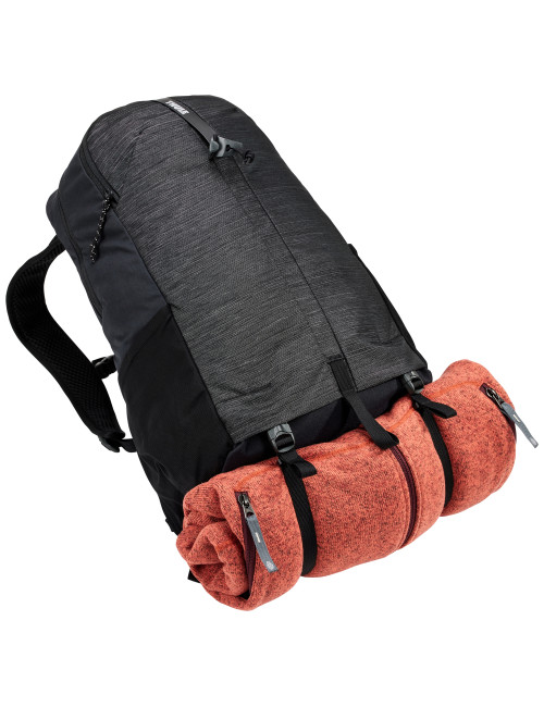 Thule | Nanum, 18L | Hiking Backpack | Black