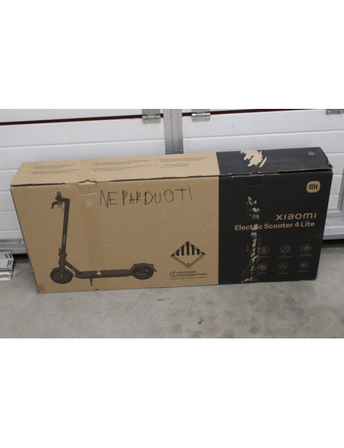 SALE OUT. Xiaomi Electric Scooter 4 Lite EU | Xiaomi Electric Scooter 4 Lite EU | 300 W | 25 km/h | 8.5 " | 3 month(s) | Black |
