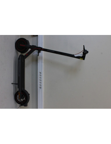 SALE OUT. Xiaomi Electric Scooter 4 Pro EU | Xiaomi Electric Scooter 4 Pro EU | 700 W | 25 km/h | 10 " | 6 month(s) | Black | DE