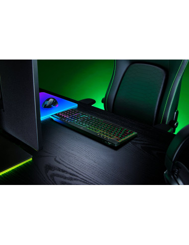 Razer BlackWidow V4 Low-profile HyperSpeed | Gaming keyboard | Wireless | US | Bluetooth, 2.4 GHz, USB Type-C | Yellow Linear