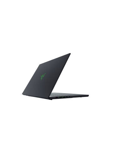 Razer Blade 16 | Black | 16 " | OLED | QHD+ | 2560 x 1600 pixels | AMD Ryzen AI 9 | 365 | 32 GB | LPDDR5X | Solid-state drive ca