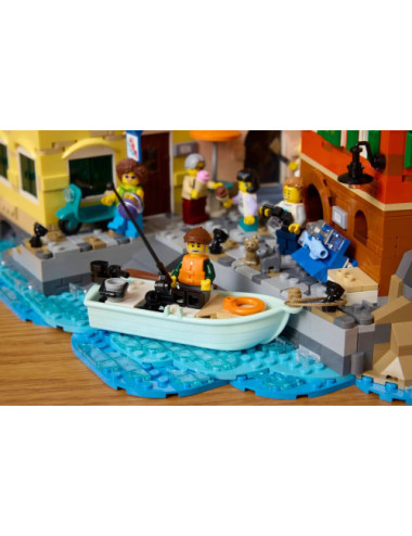 LEGO IDEAS 21359 Italian...