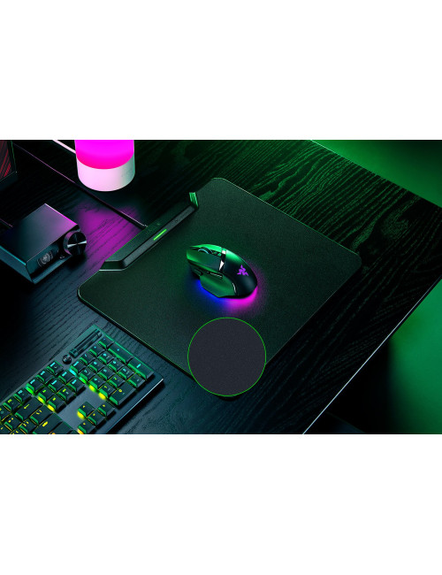 Razer | Wireless Charging Gaming Mouse Mat and Puck, Hard Edition | HyperFlux V2 Wireless Charging System | Gaming Mouse Mat | 3