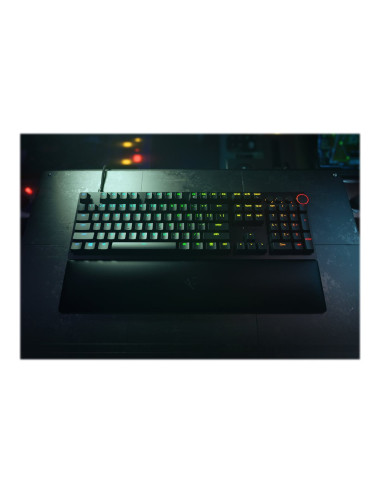 Razer | Huntsman V2 Optical Gaming Keyboard | Gaming keyboard | Wired | RGB LED light | NORD | Black | Numeric keypad | Linear R