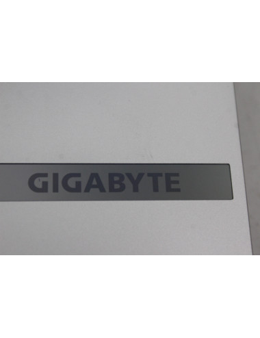 SALE OUT. Gigabyte AERO X16 1WH-93EEC64DH 16" QHD AMD R7 350/32GB/1TB/RTX 5070/Win11 Home/ENG kbd/Black-White/2Y Warranty | Giga