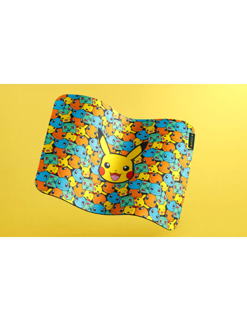 Razer | Gigantus V2 Medium | Pokémon Kanto Starters Edition