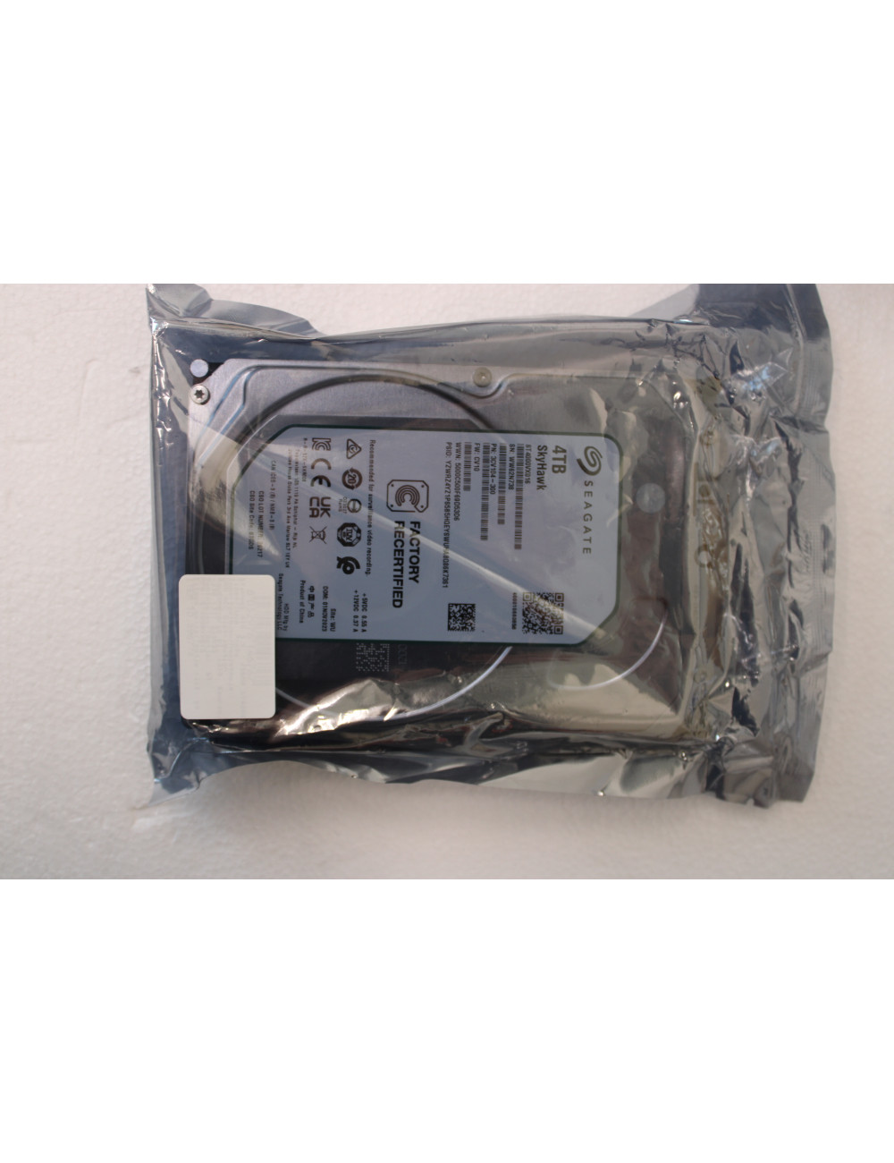 SALE OUT. SkyHawk 4TB 3.5'' 256MB ST4000VX016 | SALE OUT. Seagate ST4000VX016 SkyHawk | 4000 GB | REFURBISHED | 256 MB