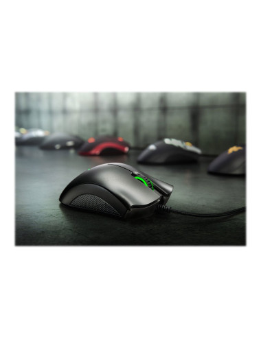 Razer | Essential Ergonomic Gaming mouse | Gaming Mouse | Wired | Infrared | Black