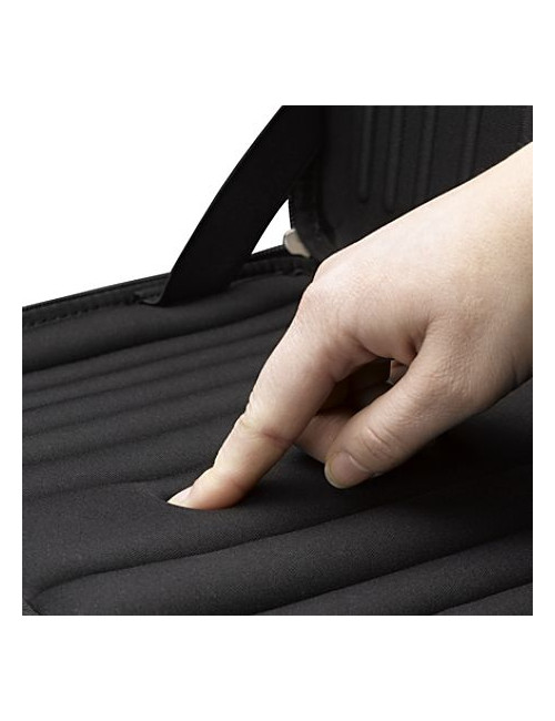 Case Logic | QNS111K | Fits up to size 12 " | Sleeve | Black