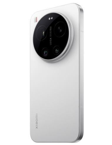 Xiaomi | 17 Ultra | White | 6.9 " | LTPO AMOLED | 1200 x 2608 pixels | Qualcomm | Snapdragon 8 Elite Gen 5 (3 nm) | Internal RAM