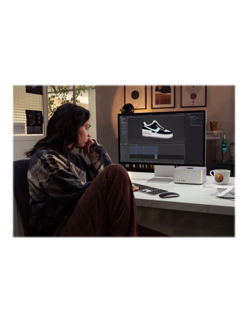 Apple | Studio Display, Standard Glass | 27 " | 5K | 16:9 | 60 Hz | 5120 x 2880 pixels | 600 cd/m | Silver