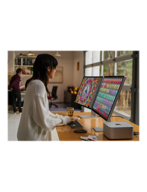 Apple | Studio Display, Nano-Texture Glass | 27 " | 5K | 16:9 | 60 Hz | 5120 x 2880 pixels | 600 cd/m | Silver