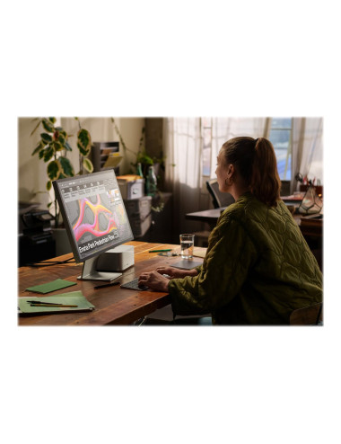 Apple | Studio Display, Nano-Texture Glass | 27 " | 5K | 16:9 | 60 Hz | 5120 x 2880 pixels | 600 cd/m | Silver