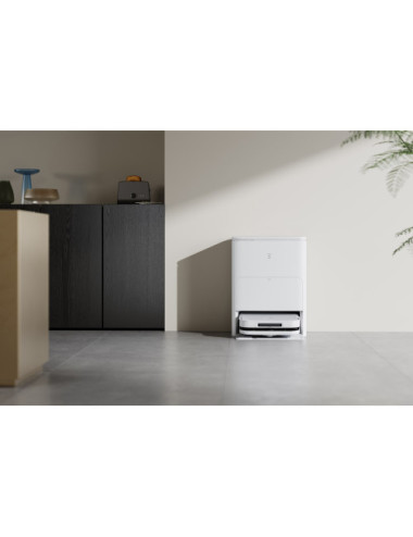 Cleaning robot Ecovacs...