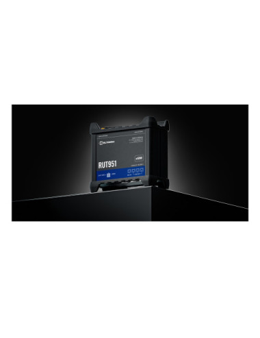Teltonika RUT951 PoE+...