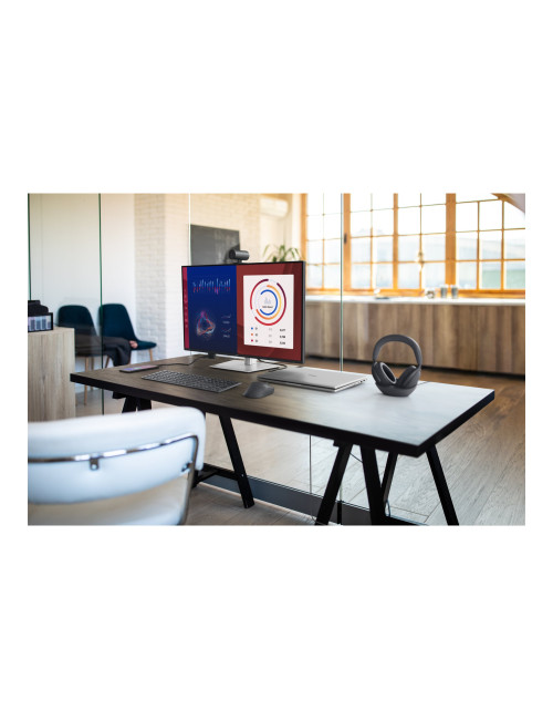 Dell P3225QE | 32 " | IPS | 4K UHD | 16:9 | 100 Hz | 5 ms | 3840 x 2160 pixels | 350 cd/m | HDMI ports quantity 1 | Warranty 60 